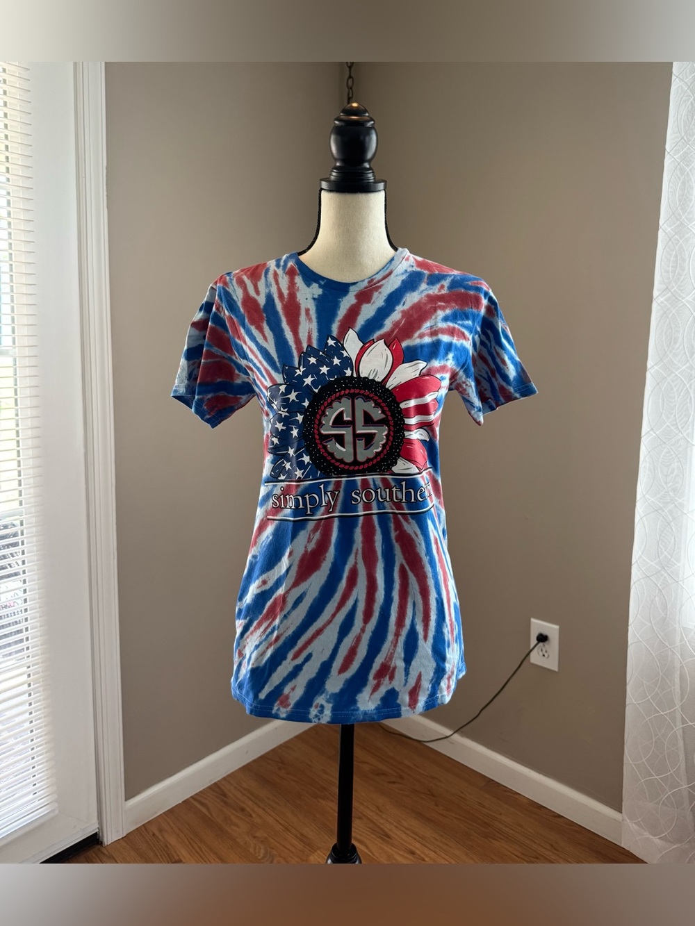 NWT Simply Southern Patriotic Tie Dye Dog Sunflower Tee S